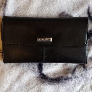 NEW NINE WEST Wallet